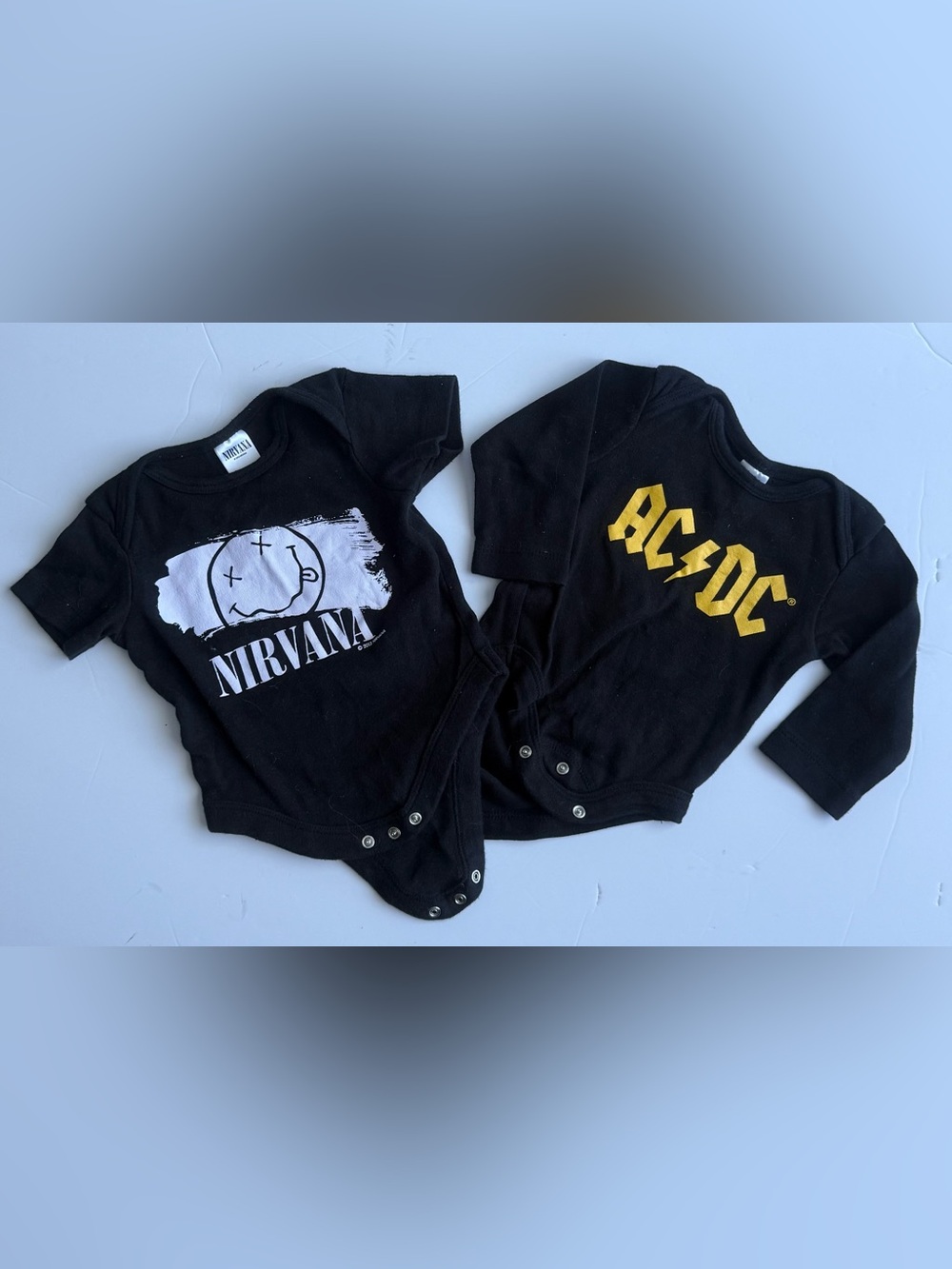 Baby Nirvana AC/DC Kurt Cobain Logo One Piece Bodysuits officially Licensed Euc